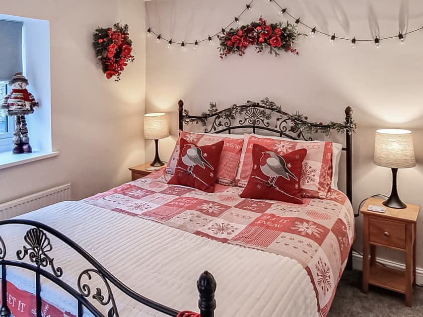 Double bedroom | Christmas Cottage, Cheddar