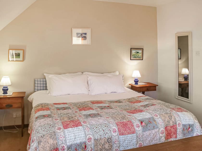 Double bedroom | Greenbanks, Chesil Beach, near Abbotsbury