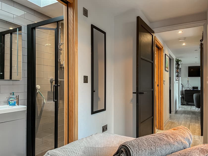 Double bedroom | Waterside Garden, Appledore