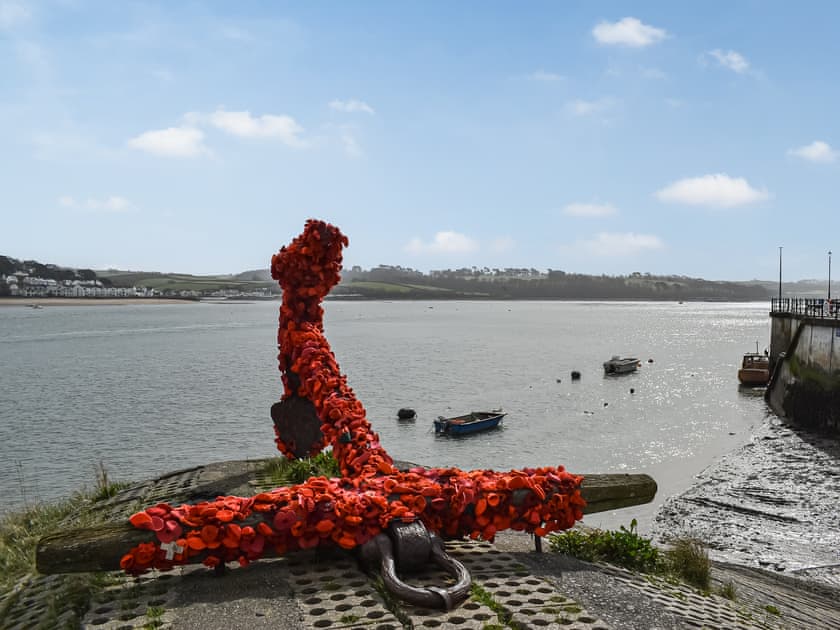 Surrounding area | Waterside Garden, Appledore