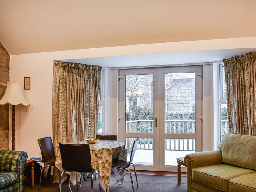 Living room/dining room | Pine Tree Cottage - Bonn Na Coille Cottages, Ballater