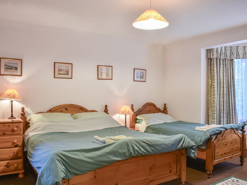 Family bedroom | Pine Tree Cottage - Bonn Na Coille Cottages, Ballater