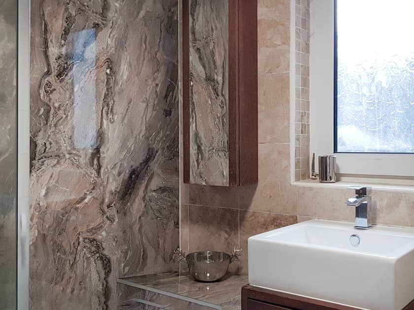 Bathroom | The Thistle, Auchtermuchty, near Cupar