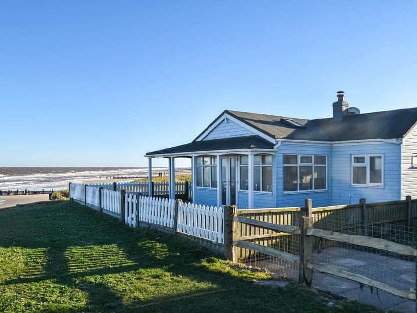 Exterior | Bacton Beach House, Bacton