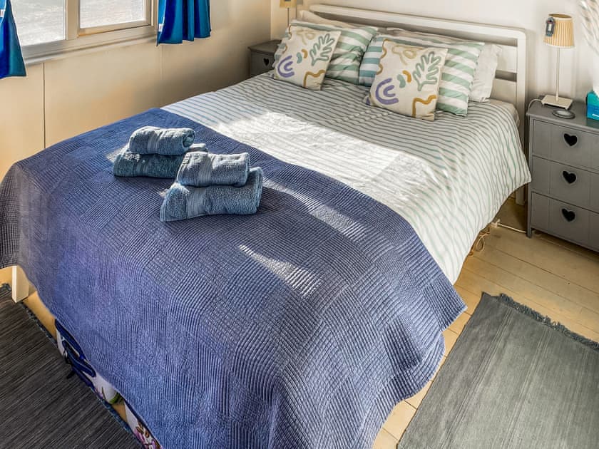 Double bedroom | Bacton Beach House, Bacton
