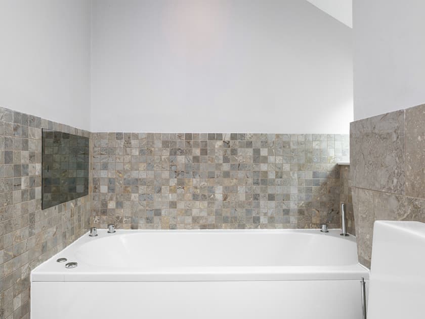 Bathroom | Newlands Beck Cottage, Near Keswick