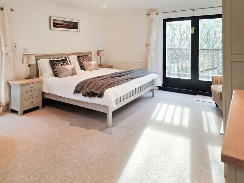 Double bedroom | Warner - Treworgie Barton Cottages, Crackington Haven