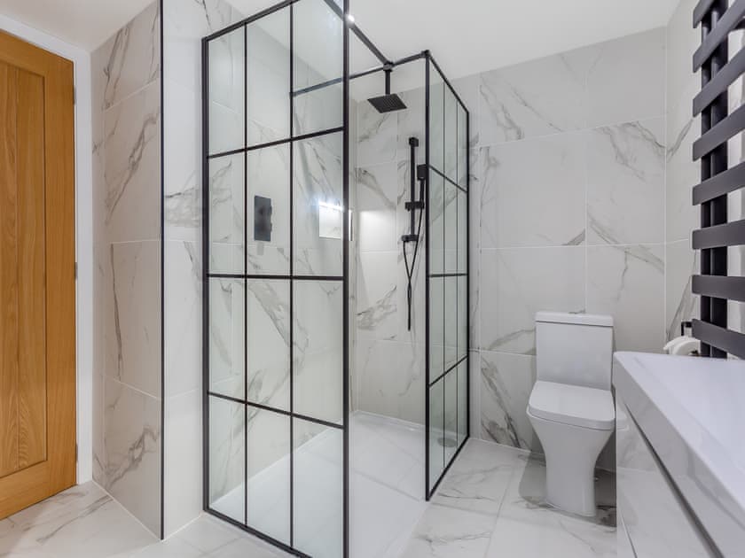 Bathroom | Vectis Cottage, Inverness