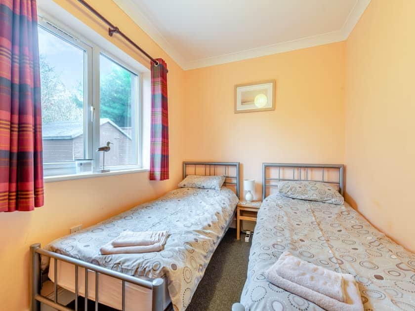 Twin bedroom | Ffynnon Ni - Barbrook Holidays, Martleytwy, near Narberth