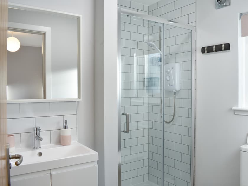 En-suite | Rannoch Lodge, Aberfeldy