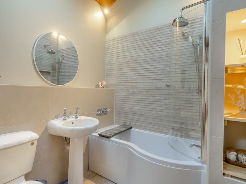 Bathroom | Garden Cottage - Cheshire Barns, Antrobus, near Northwich