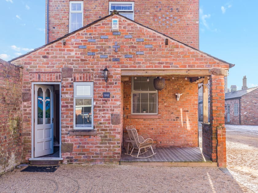 Exterior | Garden Cottage - Cheshire Barns, Antrobus, near Northwich