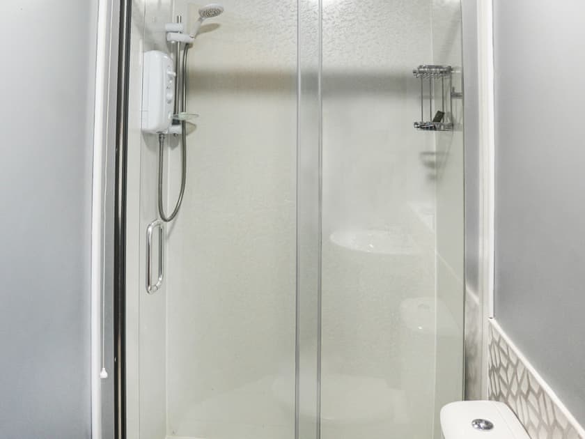 Bathroom | Bryn Poeth - Bryn Poeth Properties, Bodorgan