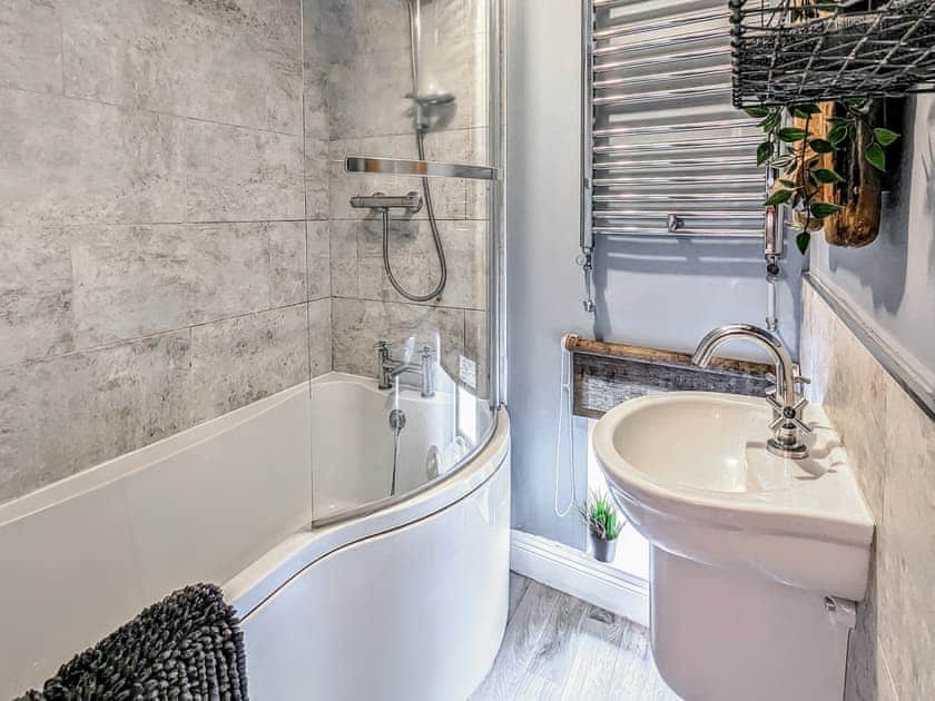 Bathroom | The Hideaway, Low Hawsker, near Whitby 