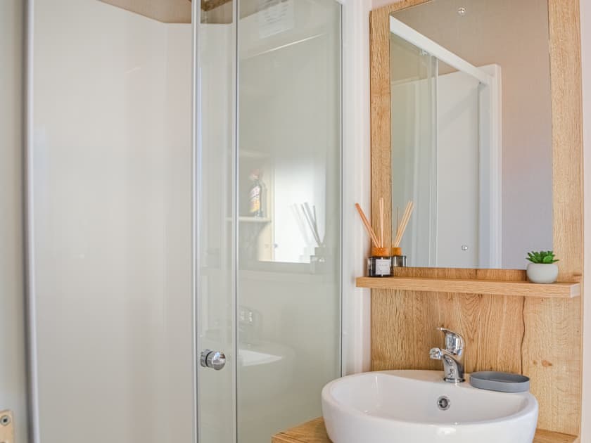 Shower room | Waterfoot Lodge, Amotherby
