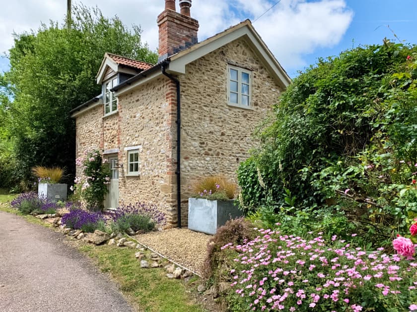 Beautiful rural holiday cottage  | Mill Cottage, Hawkchurch, near Lyme Regis