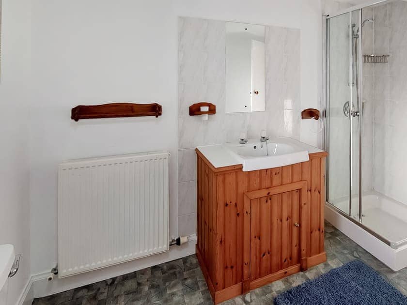 Ground floor shower room with wc | Culquhasen, Newton Stewart, near Stranraer