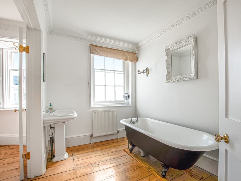 Bathroom | Seaside Retreat, Bognor Regis