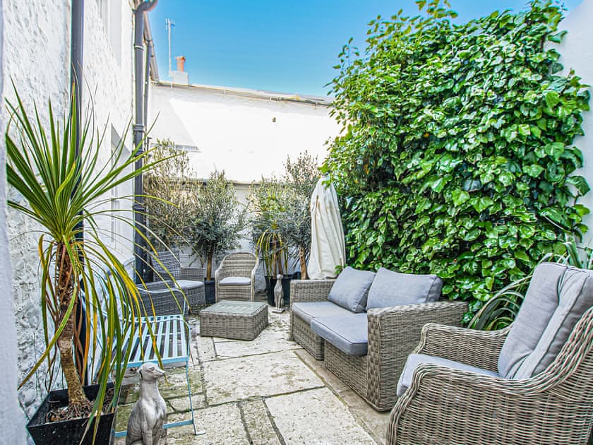 Outdoor | Seaside Retreat, Bognor Regis