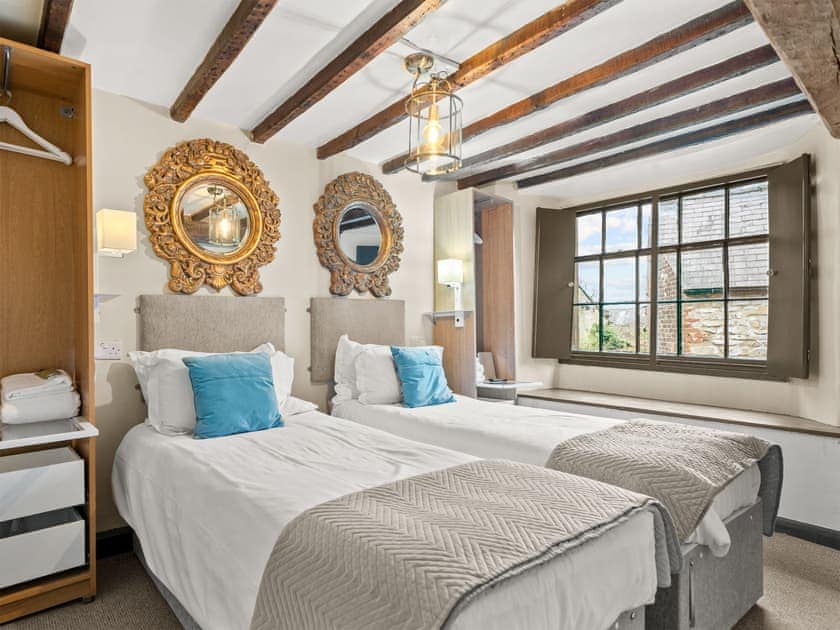 Twin bedroom | The Old Angel, Winster
