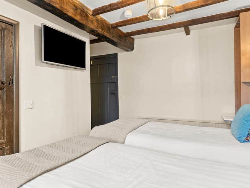 Twin bedroom | The Old Angel, Winster