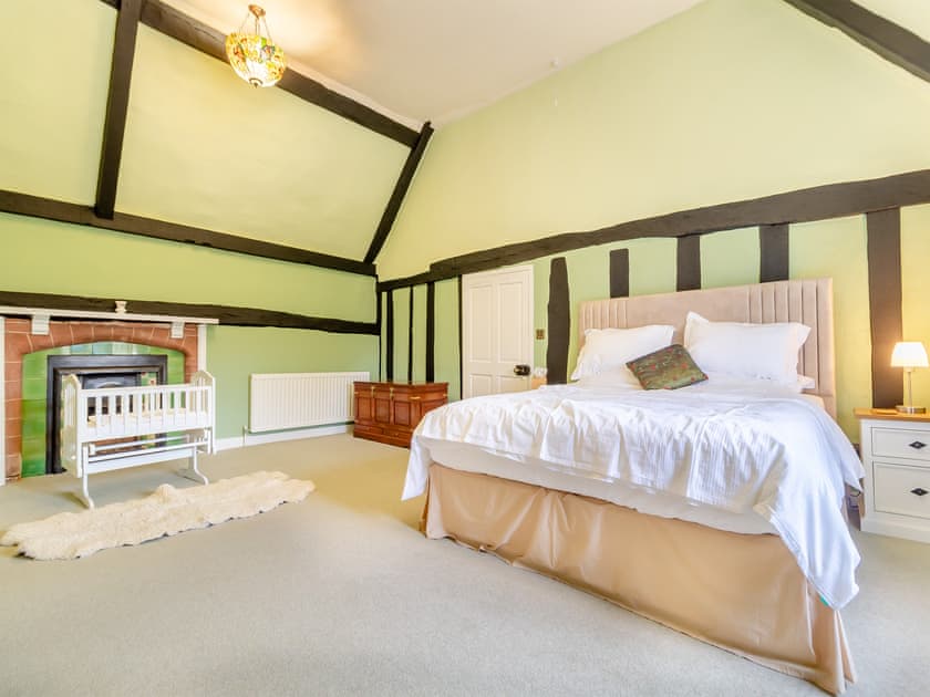 Double bedroom | Sycamore Farm, Ipswich