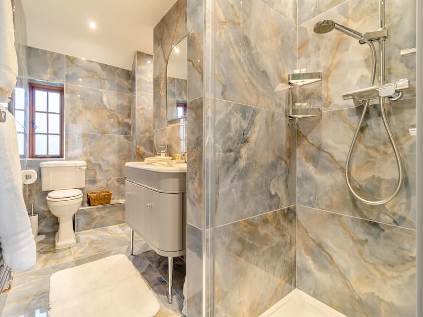 Bathroom | Sycamore Farm, Ipswich