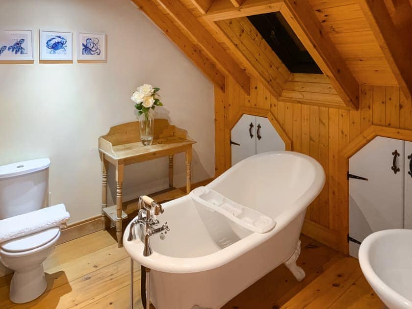 Bathroom | Seaton Cottage - Seaton Hall, Staithes