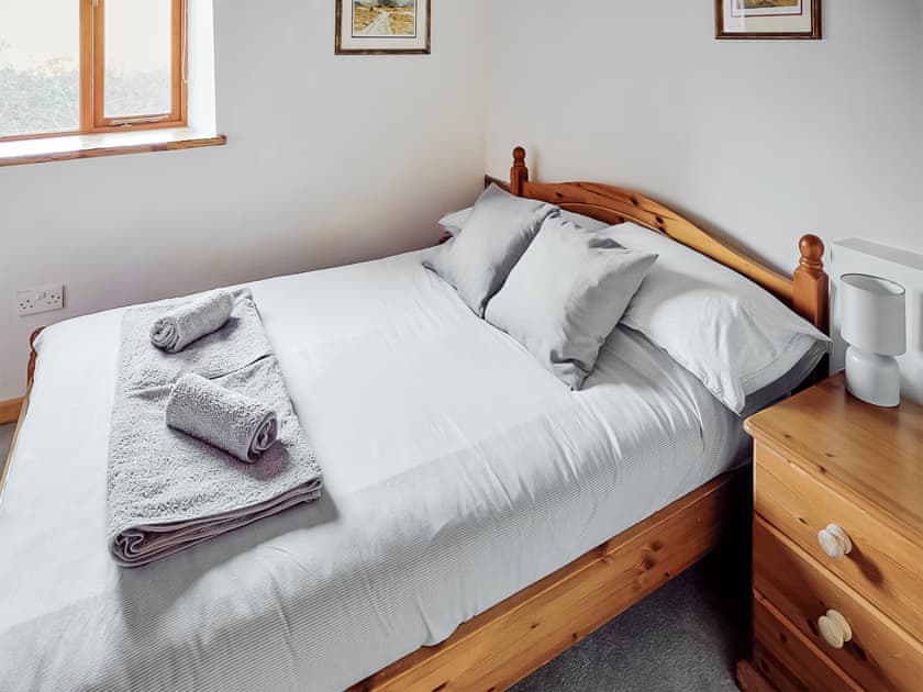 Double bedroom | Mill Meadow Cottage, East Down, Barnstaple
