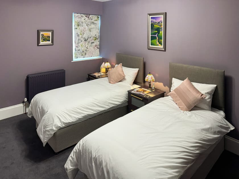 Twin bedroom | Sunset View, Burtle, near Glastonbury