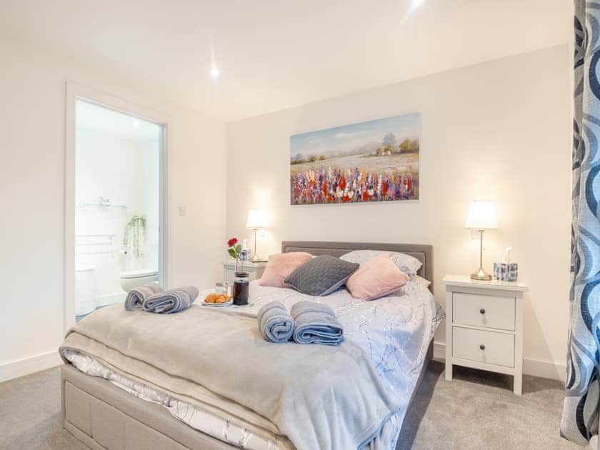 Double bedroom | Walcot House Stables, Diss