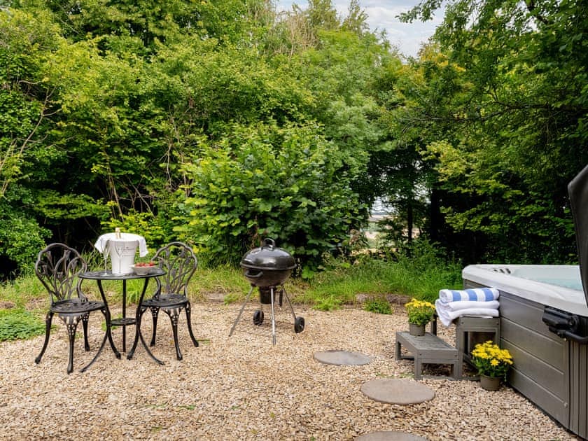 Outdoor eating area | Copperbeech - The Vineyard, Blandford Forum
