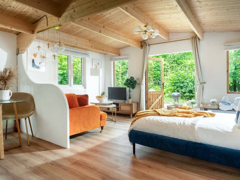 Open plan living space | Copperbeech - The Vineyard, Blandford Forum