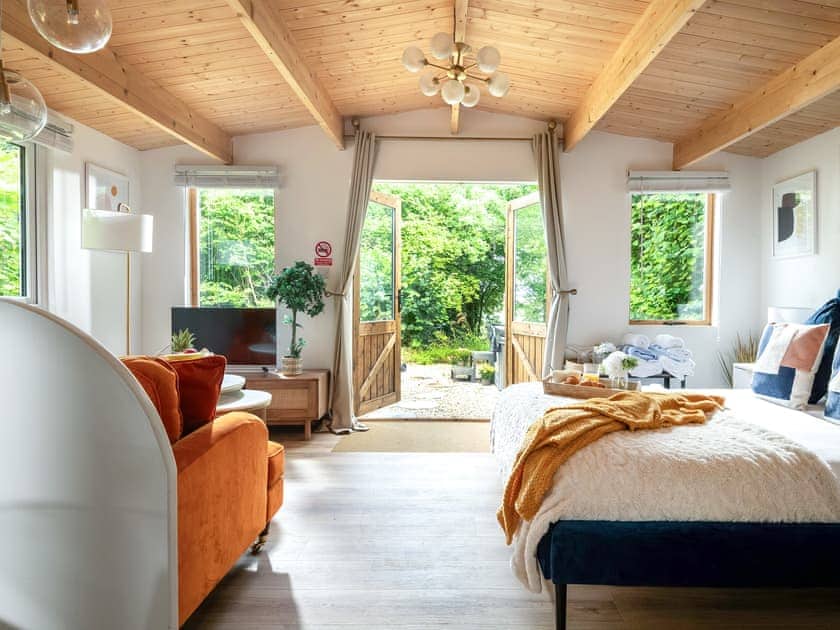Open plan living space | Copperbeech - The Vineyard, Blandford Forum