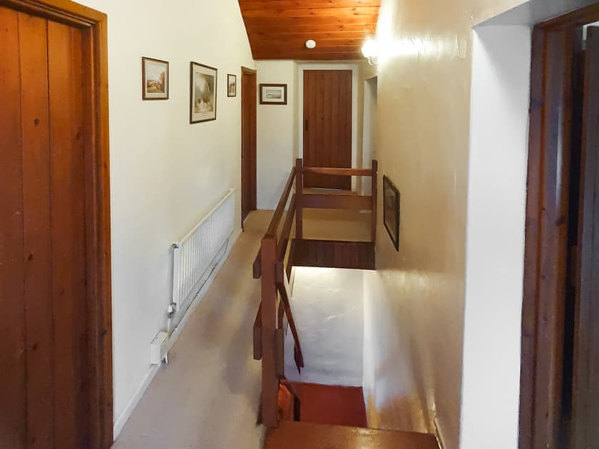 Hallway | Hen Ysgol, Llanfaethlu, Anglesey