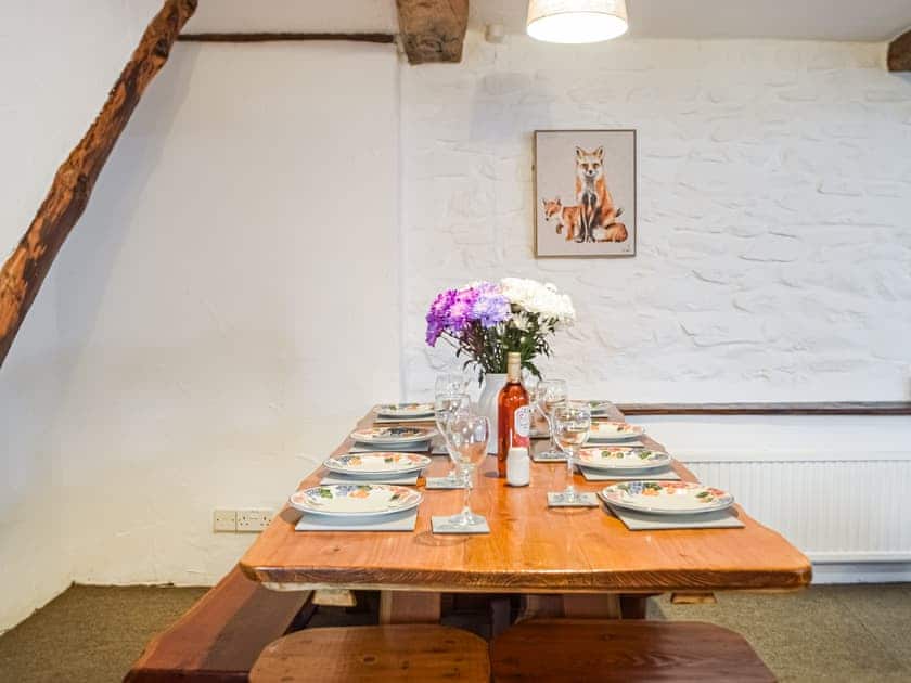 Dining Area | Y Beudy - Cwmiar Holiday Cottages, Llanllwni