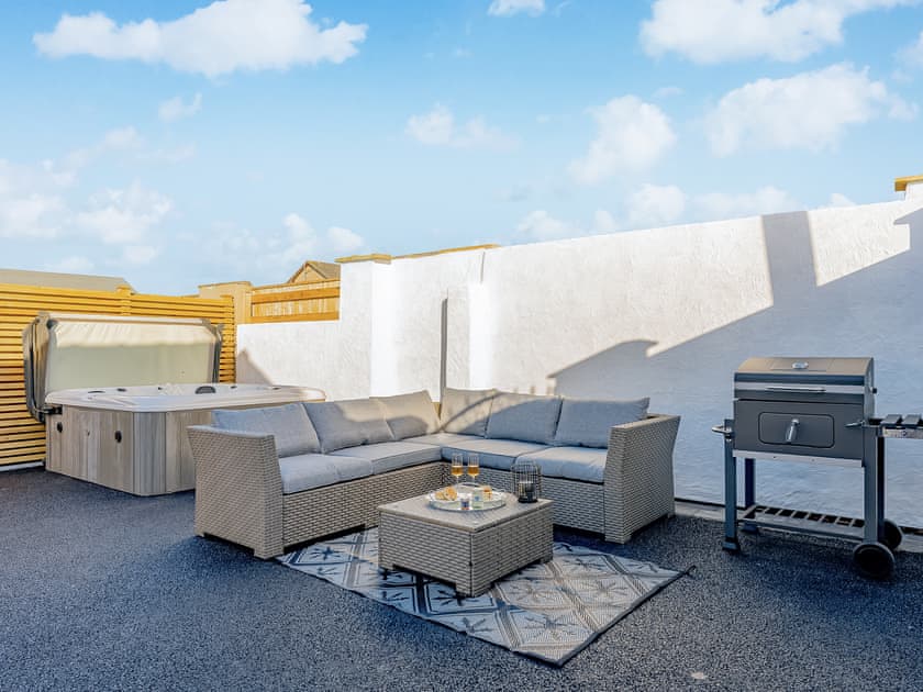 Outdoor area | The Hideaway, Meols, Wirral