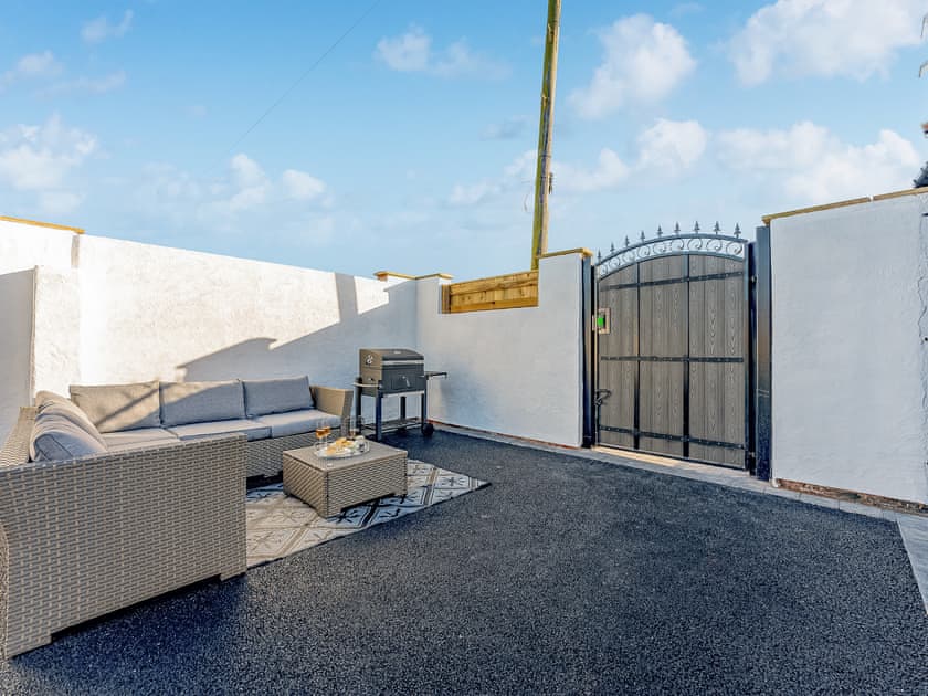 Outdoor area | The Hideaway, Meols, Wirral