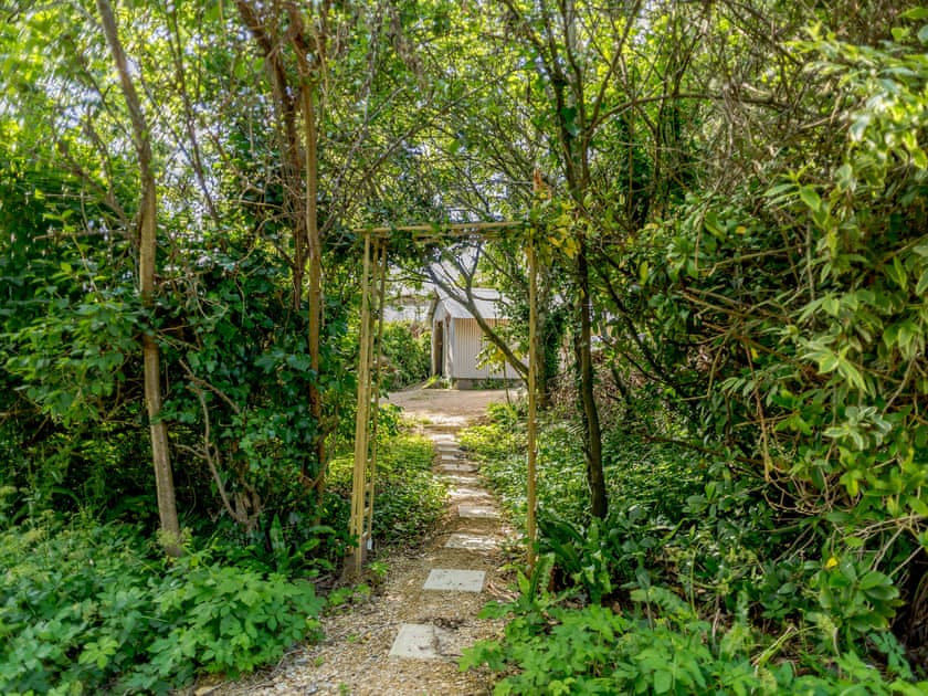 Garden and grounds | Beachside - Yardley House, Downderry and Seaton, near Looe