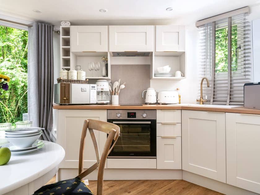 Kitchen | Honeycombe Treehouse - The Vineyard, Blandford Forum