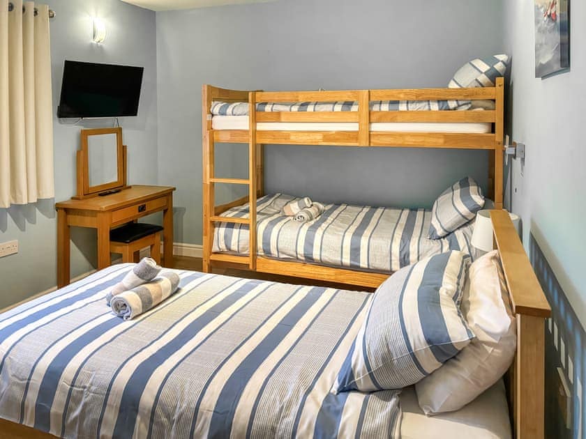 Triple bedroom | Horizons, Four Mile Bridge, Holyhead