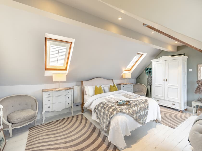 Double bedroom | Hillcrest Cottage, Stroud