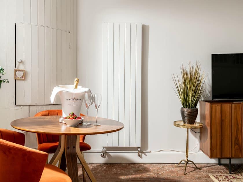 Living room/dining room | Stable - The Vineyard, Blandford Forum