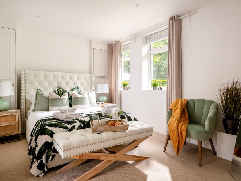 Double bedroom | Primrose - The Vineyard, Blandford Forum