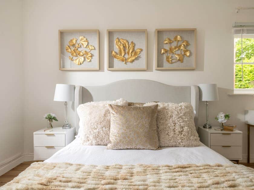 Double bedroom | Snowdrop - The Vineyard, Blandford Forum