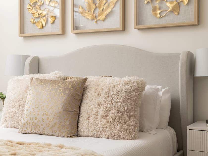 Double bedroom | Snowdrop - The Vineyard, Blandford Forum