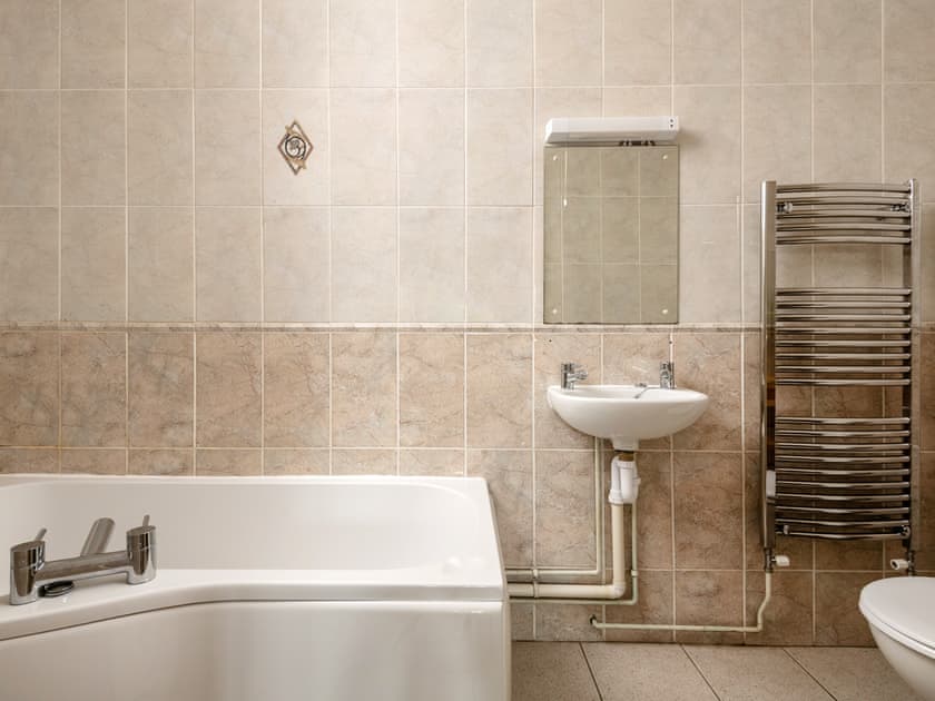 En-suite | Snowdrop - The Vineyard, Blandford Forum