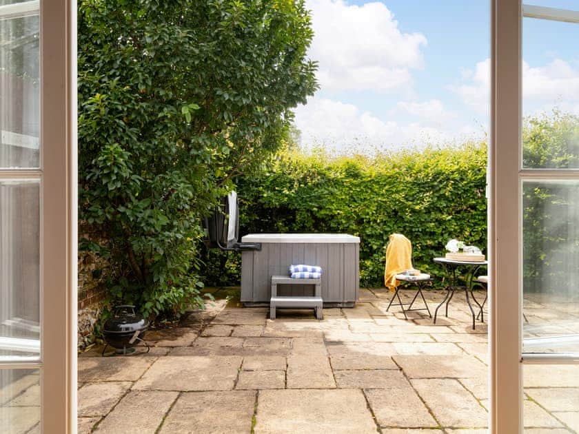 Outdoor area | Snowdrop - The Vineyard, Blandford Forum