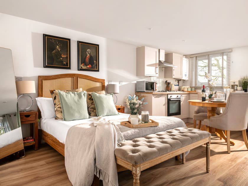 Double bedroom | Downwood- Meadow Cottage - Downwood, Near Blandford Forum