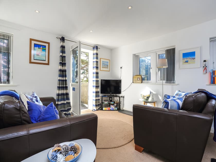 Living area | The Lodge, Carlyon Bay